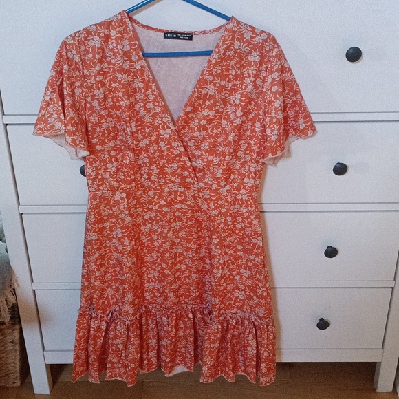 SHEIN Women's Short Sleeve Floral Print Ruffled Hem Dress New - Picture 3 of 12